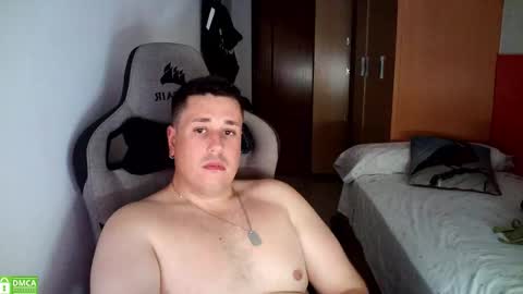 Snapshot of sergio95n chatting on 09/17/25, 02:30 Pollos online show from 09/17/25, 02:30