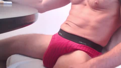 sergio_ch online show from 10/26/25, 09:31