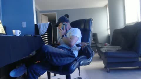 hetero serio discreto online show from 02/27/25, 10:31