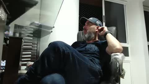 Snapshot of serioyhetero19 chatting on 06/02/26, 12:01 hetero serio discreto online show from 06/02/26, 12:01