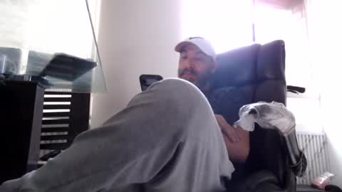 Snapshot of serioyhetero19 chatting on 07/27/26, 10:28 hetero serio discreto online show from 07/27/26, 10:28