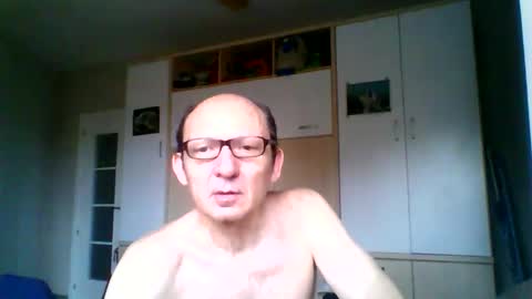 Snapshot of serrano49 chatting on 10/11/25, 04:49 serrano49 online show from 10/11/25, 04:49