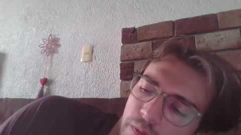 mier online show from 09/23/25, 04:32