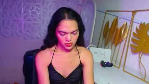 Bella online show from 12/02/25, 03:18