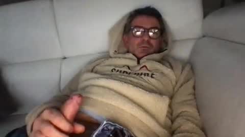 sesamechris92 online show from 01/25/25, 04:35