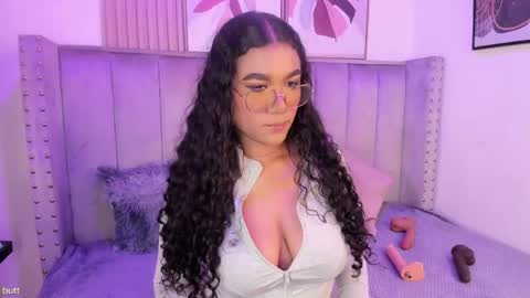 Danna  online show from 04/18/26, 02:48