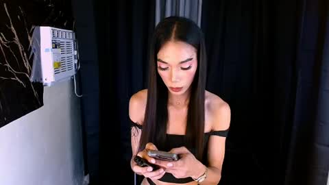 sessy_fuckerxx online show from 04/13/26, 04:34