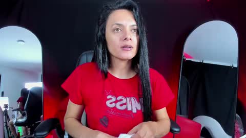 Snapshot of sesymilf chatting on 11/01/25, 03:08 LUCERO online show from 11/01/25, 03:08