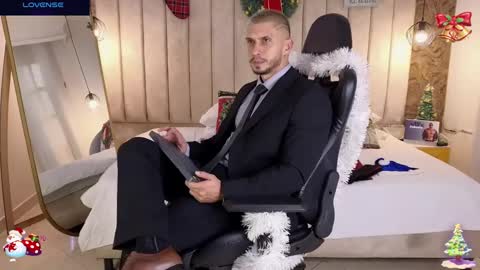 HEY IM SETH online show from 12/23/24, 08:25