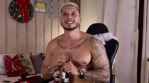 HEY IM SETH online show from 12/31/24, 09:06