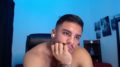 Snapshot of setth_king chatting on 01/20/25, 12:39 Setth King online show from 01/20/25, 12:39