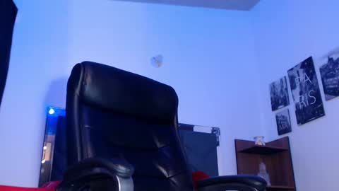 Snapshot of setth_king chatting on 01/21/25, 04:05 Setth King online show from 01/21/25, 04:05