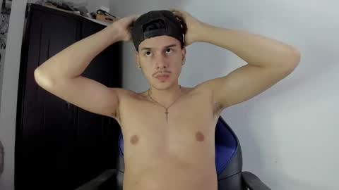 Snapshot of settxx chatting on 10/17/25, 02:37 Ig Sethxrein online show from 10/17/25, 02:37