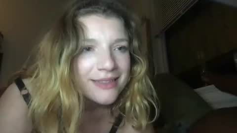 seturselfonfyre online show from 10/22/25, 12:44