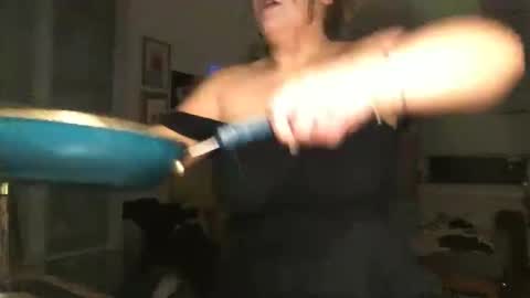 seturselfonfyre online show from 03/27/26, 03:45