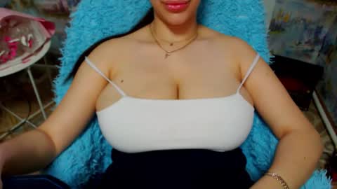 seu_cute online show from 11/24/25, 06:02