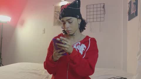 Alexis online show from 11/12/25, 05:41