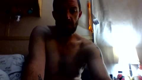 Snapshot of seveninch4 chatting on 01/14/25, 02:08 seveninch4 online show from 01/14/25, 02:08