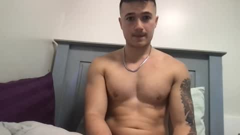 Snapshot of seveninchsteve_ chatting on 03/04/25, 09:43 seveninchsteve_ online show from 03/04/25, 09:43