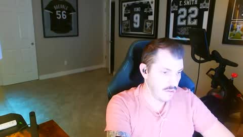 Snapshot of sex_l0v3r chatting on 12/04/24, 05:49 sex_l0v3r online show from 12/04/24, 05:49