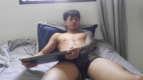 Snapshot of sex_love_sweat chatting on 02/27/26, 02:39 sex_love_sweat online show from 02/27/26, 02:39