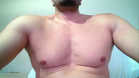 Snapshot of sex_machine_19 chatting on 07/05/26, 01:07 SEX MACHINE 19 online show from 07/05/26, 01:07