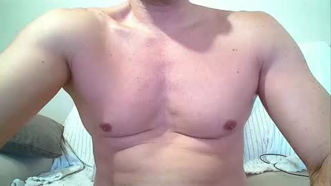Snapshot of sex_machine_19 chatting on 07/14/26, 10:21 SEX MACHINE 19 online show from 07/14/26, 10:21