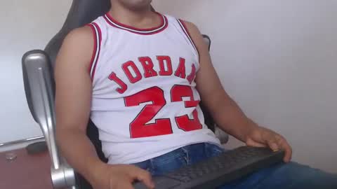 Snapshot of sexatlexx chatting on 12/14/24, 01:59 arnold online show from 12/14/24, 01:59
