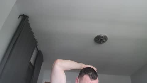 Snapshot of sexbrute chatting on 05/19/26, 12:44 sexbrute online show from 05/19/26, 12:44