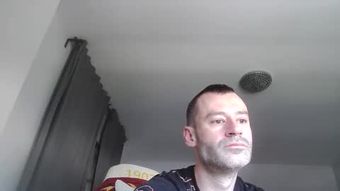 Snapshot of sexbrute chatting on 05/20/26, 12:33 sexbrute online show from 05/20/26, 12:33