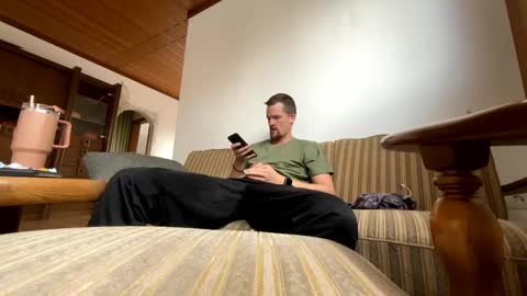 Snapshot of sexdgh chatting on 09/23/25, 11:35 sexdgh online show from 09/23/25, 11:35