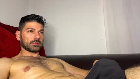 Snapshot of sexfriendch chatting on 12/22/24, 04:06 Lucenzo online show from 12/22/24, 04:06