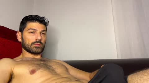 Snapshot of sexfriendch chatting on 01/08/25, 03:51 Lucenzo online show from 01/08/25, 03:51