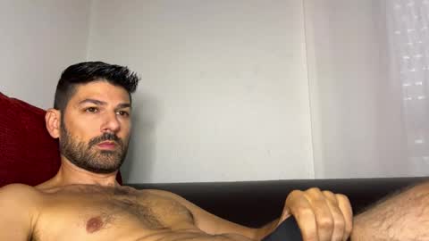 Snapshot of sexfriendch chatting on 09/11/25, 07:52 Lucenzo online show from 09/11/25, 07:52