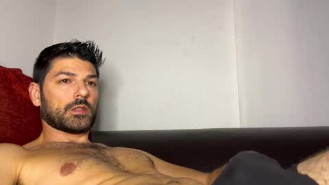 Snapshot of sexfriendch chatting on 10/03/25, 12:29 Lucenzo online show from 10/03/25, 12:29