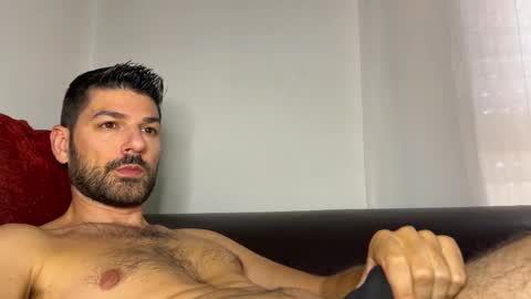 Snapshot of sexfriendch chatting on 10/15/25, 09:20 Lucenzo online show from 10/15/25, 09:20