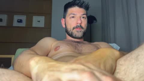 Snapshot of sexfriendch chatting on 06/05/26, 12:39 Lucenzo online show from 06/05/26, 12:39