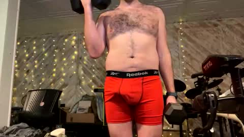 Snapshot of sexfungames chatting on 01/14/26, 10:25 Kyle online show from 01/14/26, 10:25