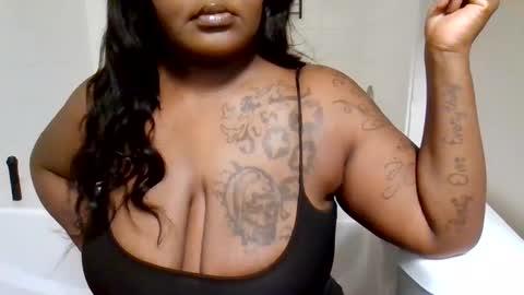 sexichocchic online show from 02/05/25, 01:00