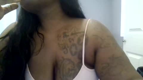 Snapshot of sexichocchic chatting on 08/04/26, 01:57 sexichocchic online show from 08/04/26, 01:57