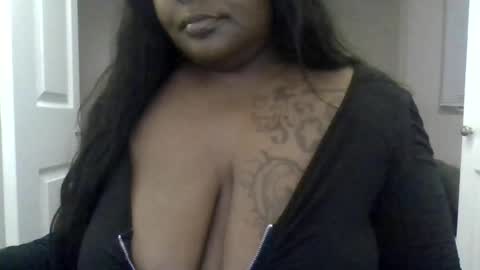 Snapshot of sexichocchic chatting on 08/05/26, 07:55 sexichocchic online show from 08/05/26, 07:55
