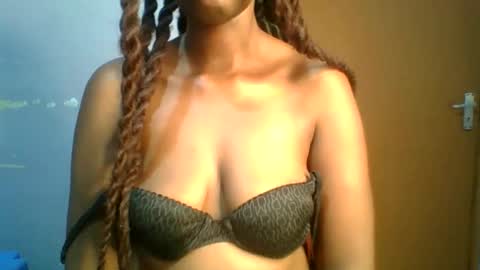 Snapshot of sexie_love chatting on 10/01/25, 11:22 Nancy online show from 10/01/25, 11:22