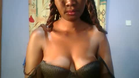 Snapshot of sexie_love chatting on 10/11/25, 09:57 Nancy online show from 10/11/25, 09:57