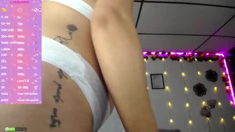 Lili online show from 04/30/26, 08:57