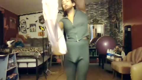 sexiwhiskey699 online show from 10/05/25, 05:17