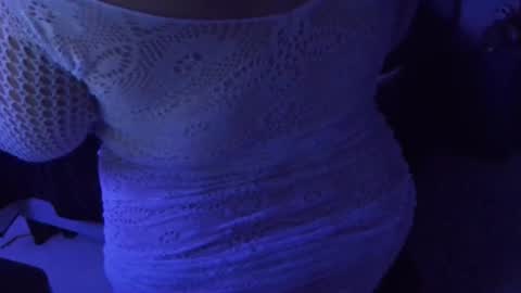 Snapshot of sexkittenfordaddy chatting on 10/22/25, 11:37 sexkittenfordaddy online show from 10/22/25, 11:37