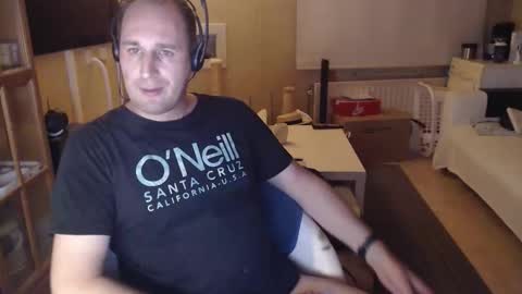 Snapshot of sexlobo1 chatting on 12/14/25, 09:08 Sexlobo online show from 12/14/25, 09:08