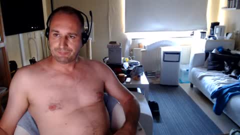 Snapshot of sexlobo1 chatting on 08/03/26, 01:38 Sexlobo online show from 08/03/26, 01:38
