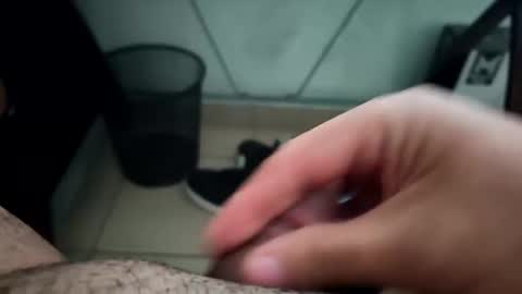 Snapshot of sexman182802 chatting on 12/18/25, 11:22 sexman182802 online show from 12/18/25, 11:22