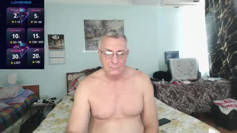 sexmen181166 online show from 11/07/25, 10:48